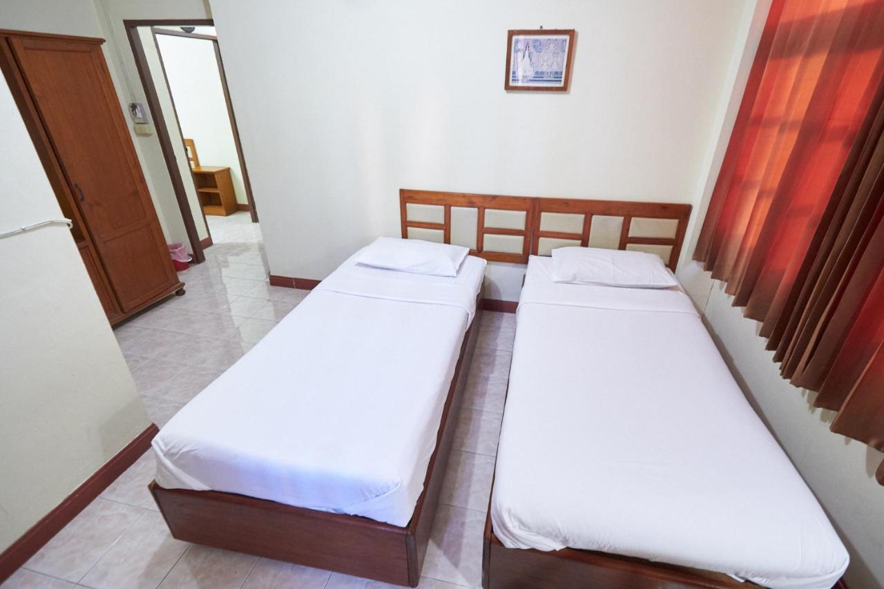 Toon Guesthouse Сукхотхай Екстер'єр фото